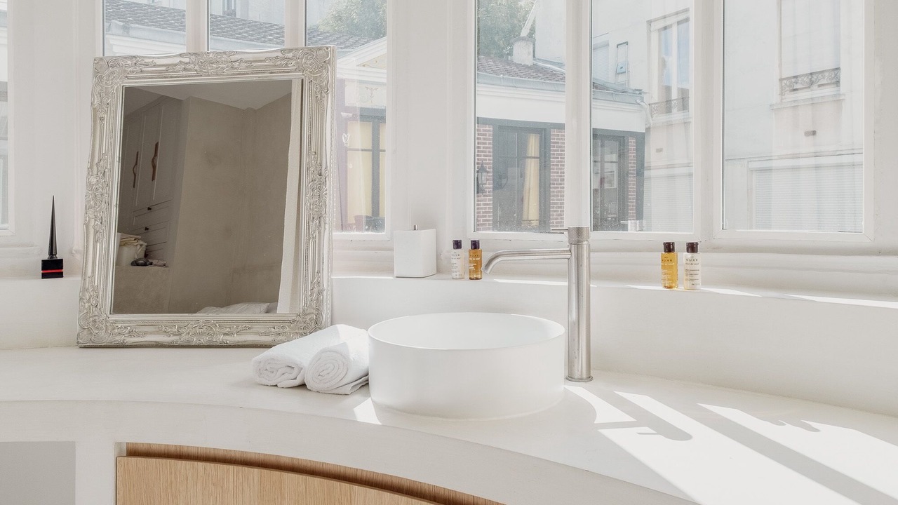 Photo of Bathroom in Notre-Dame-des-Champs
