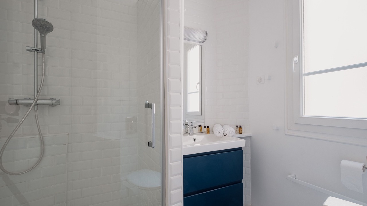 Photo of Bathroom in Parchamp–Albert Kahn