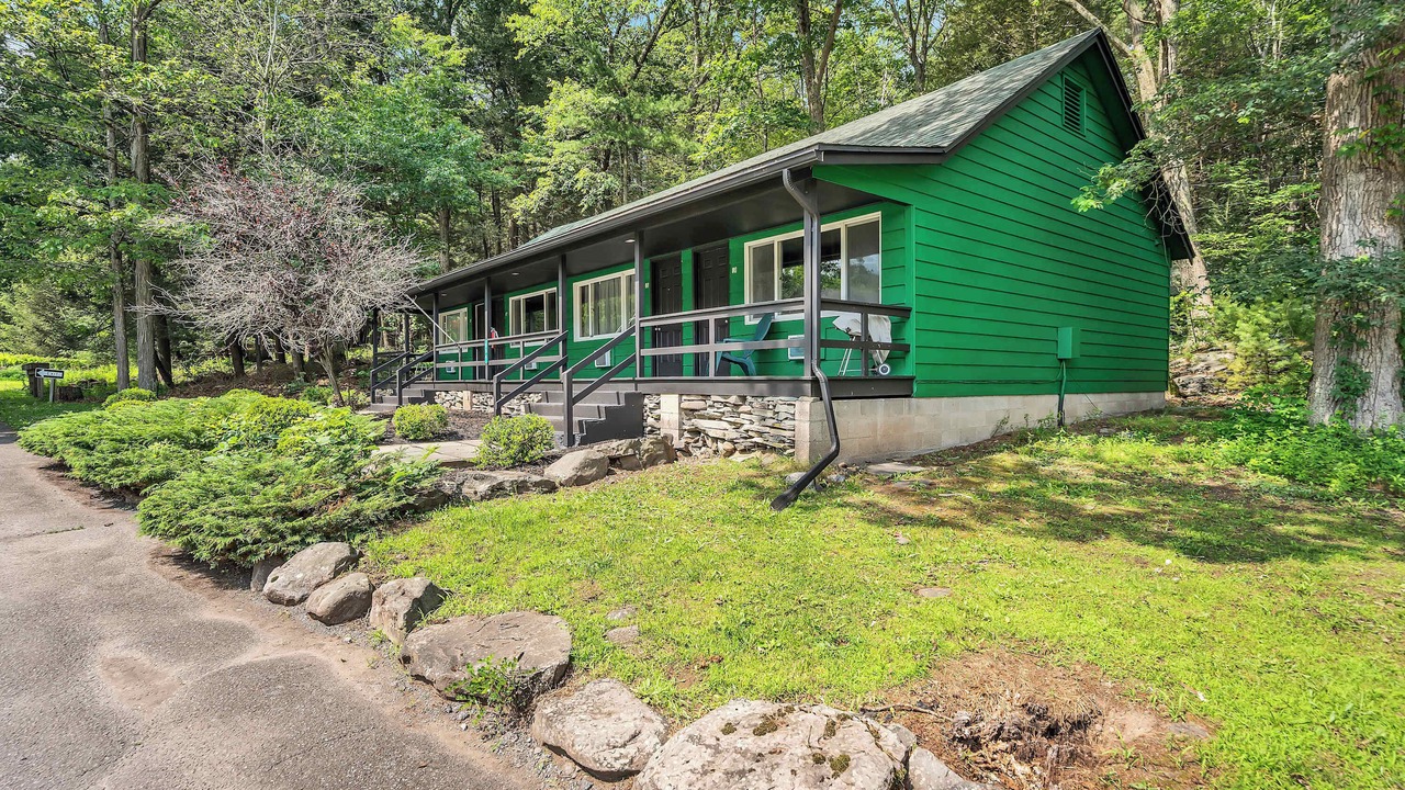 Photo of Outdoor in Canadensis