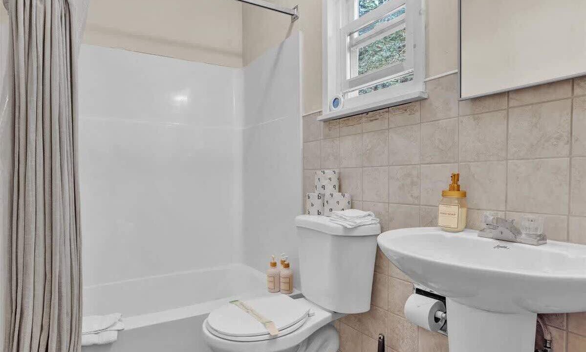 Photo of Bathroom in Canadensis