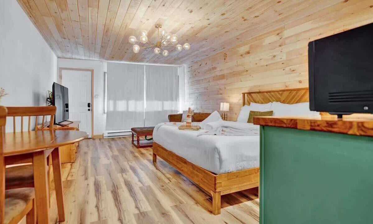 Photo of Bedroom in Canadensis