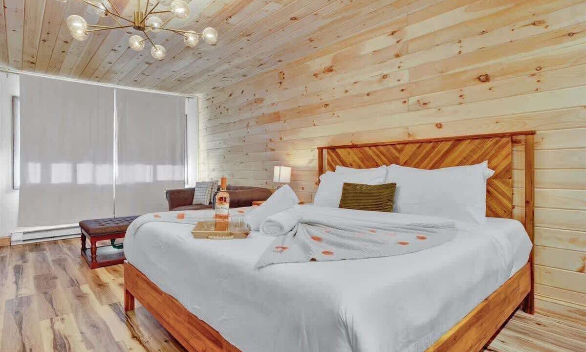 Photo of Bedroom in Canadensis