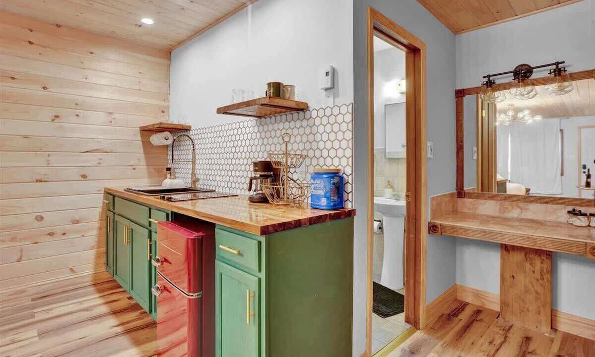 Photo of Kitchen in Canadensis