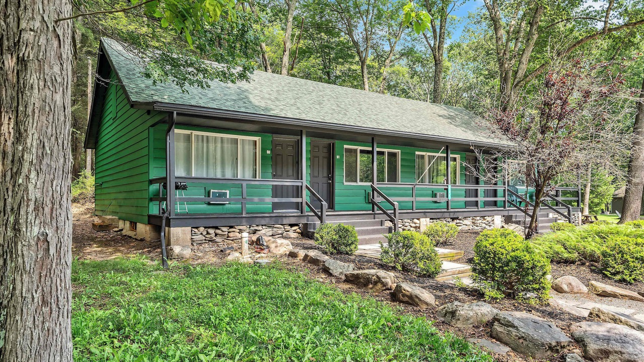 Photo of Outdoor in Canadensis