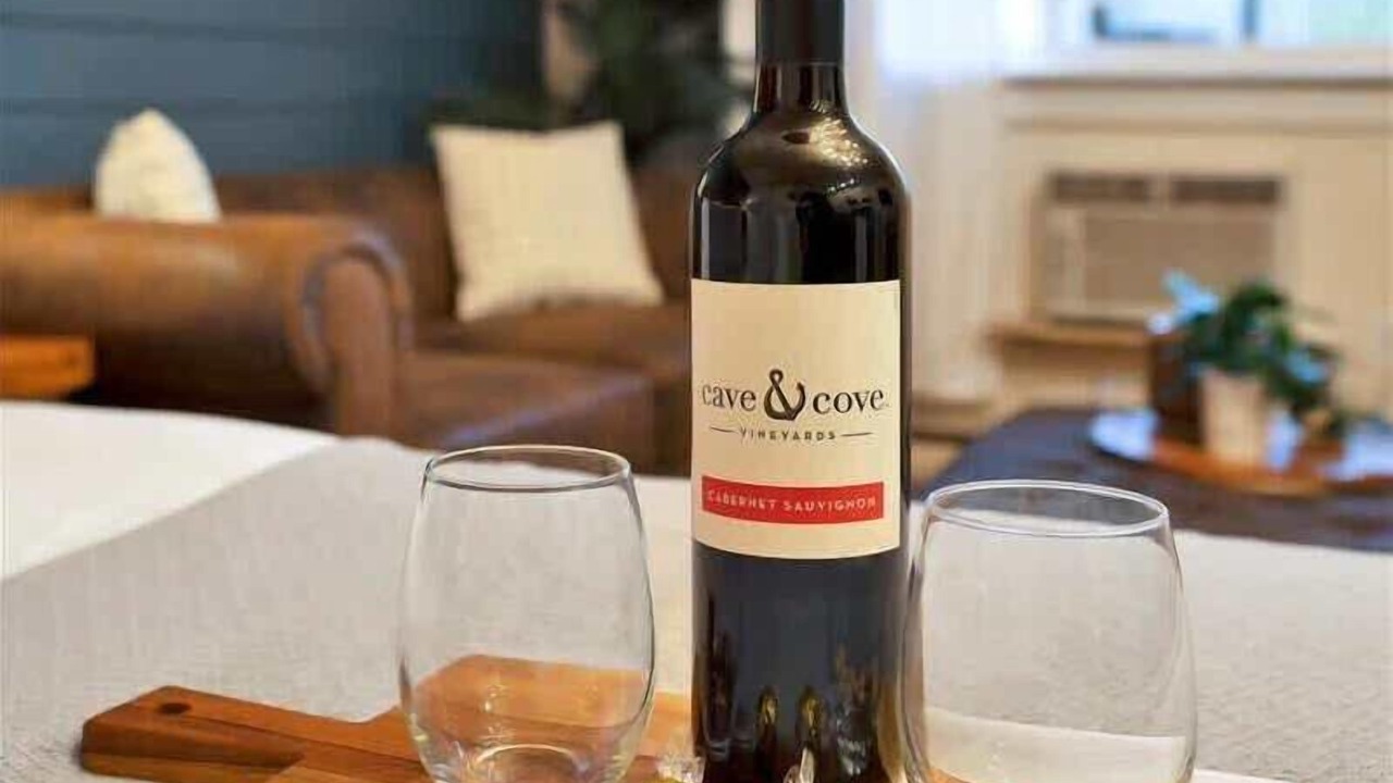 Photo of Others in Canadensis