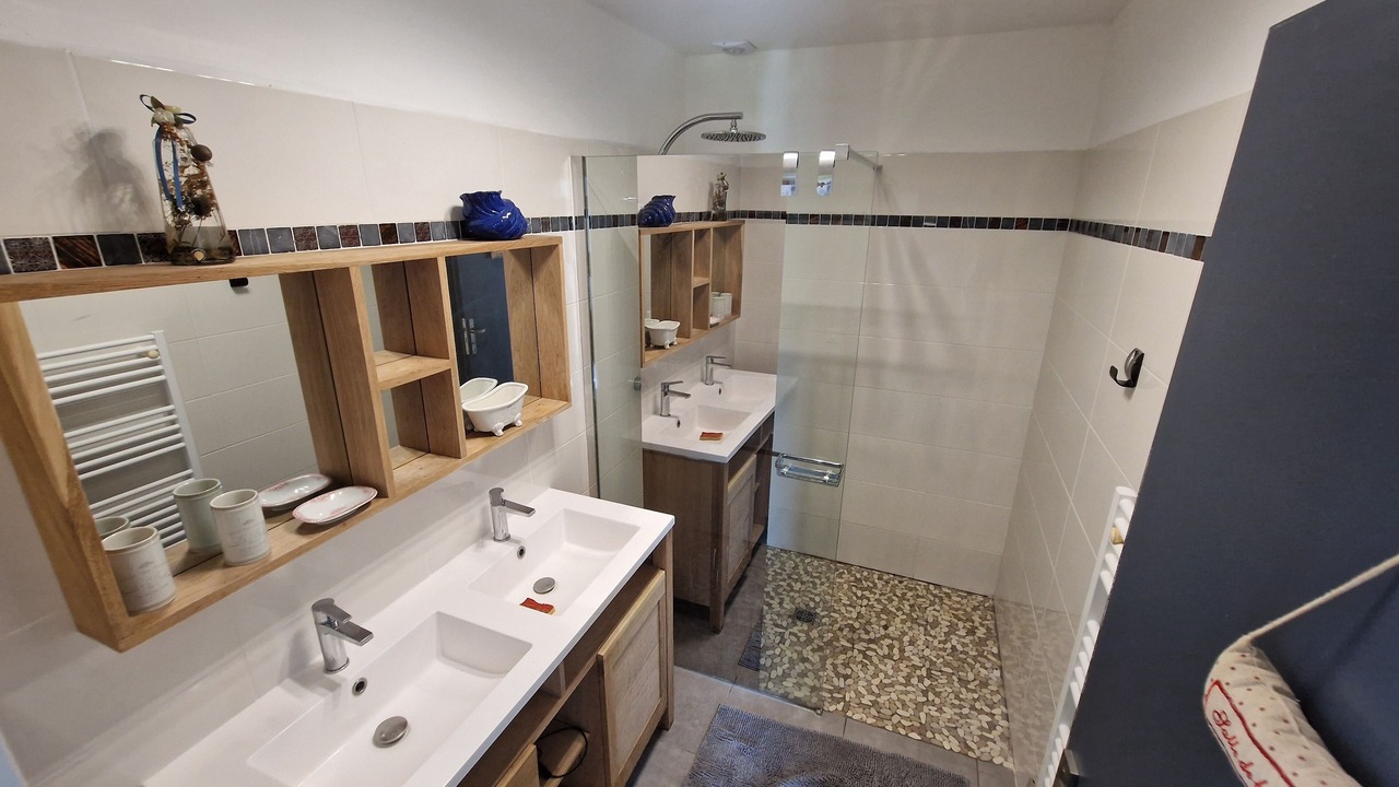 Photo of Bathroom in Madirac