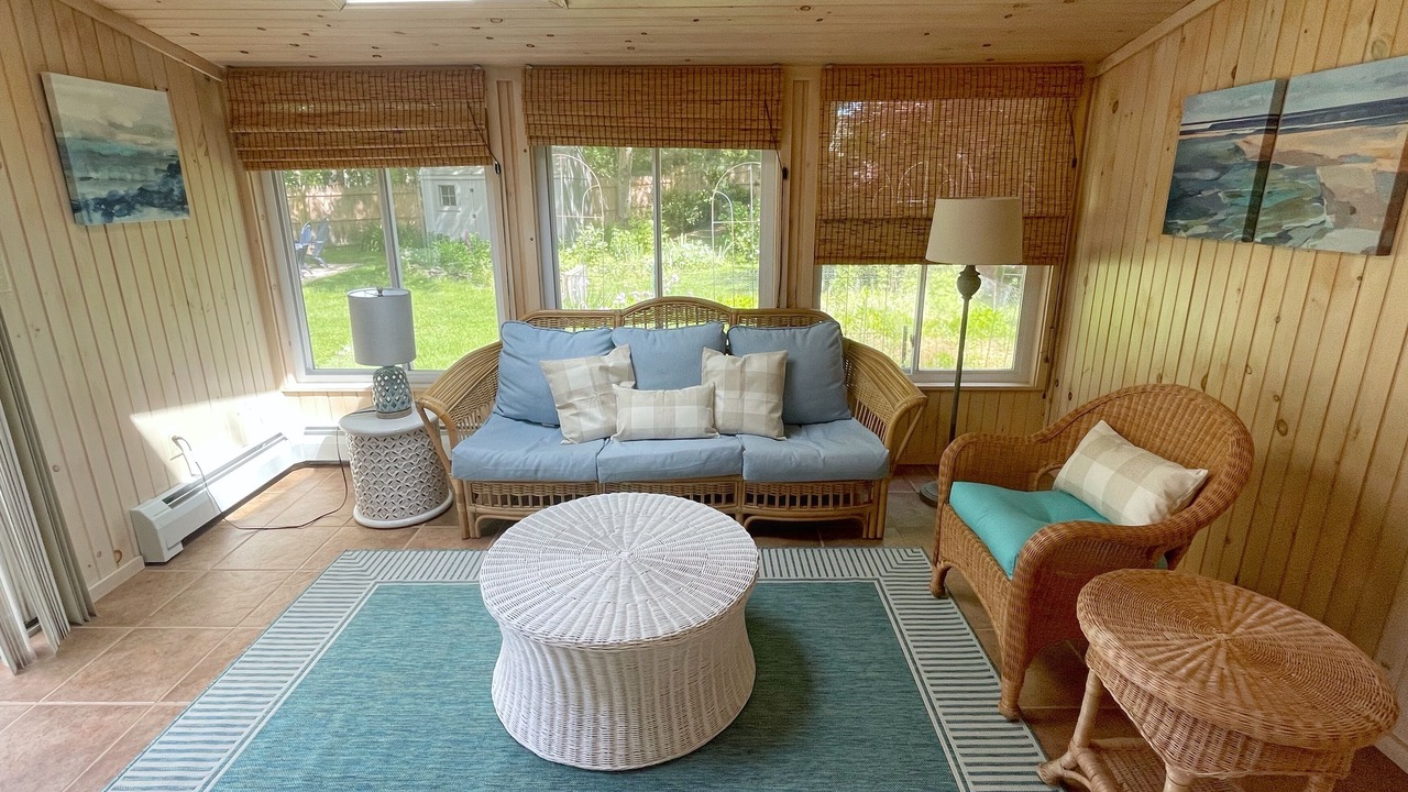 Photo of Livingroom in Yarmouth Port