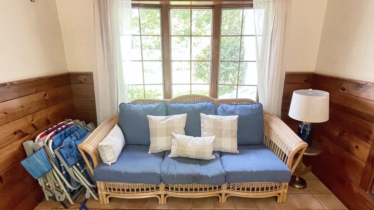 Photo of Livingroom in Yarmouth Port