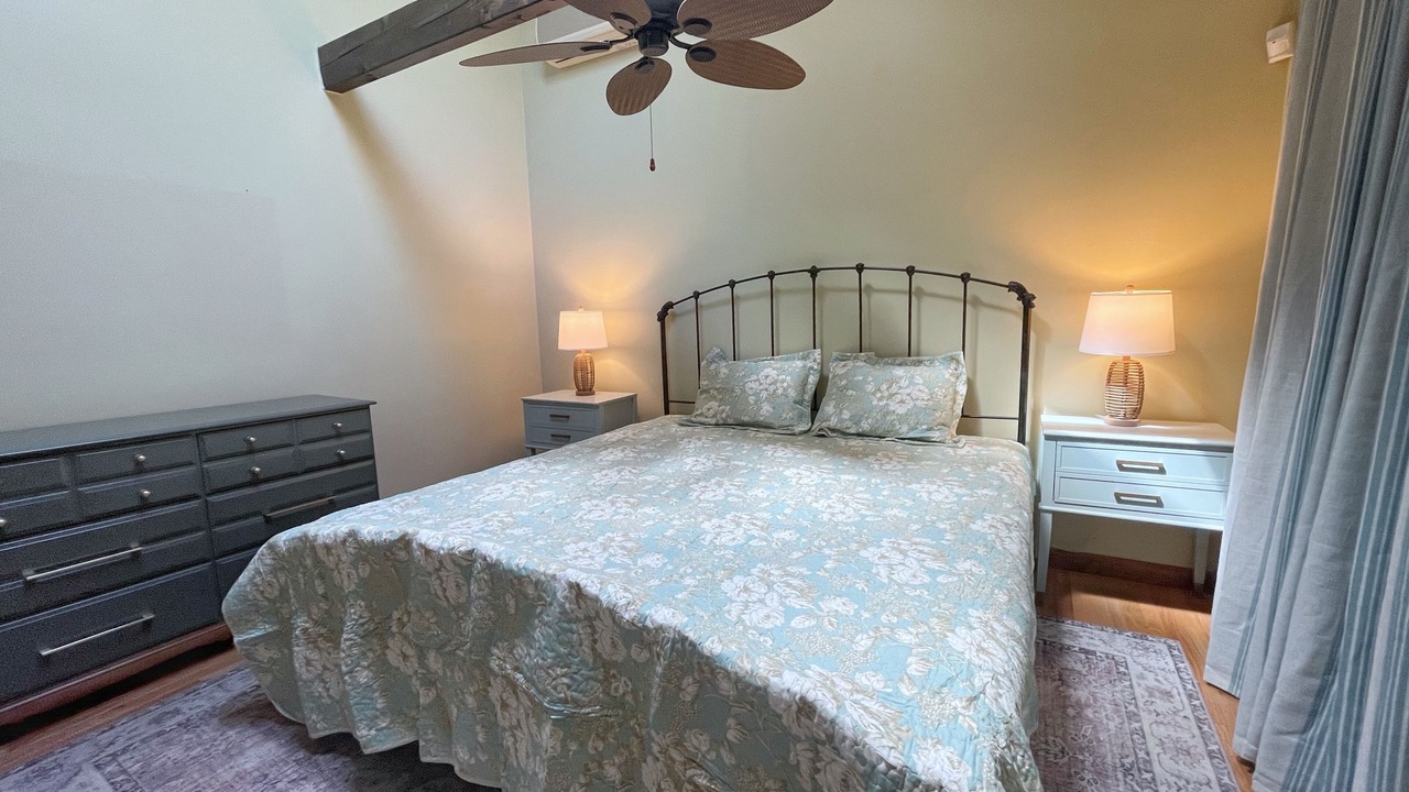 Photo of Bedroom in Yarmouth Port