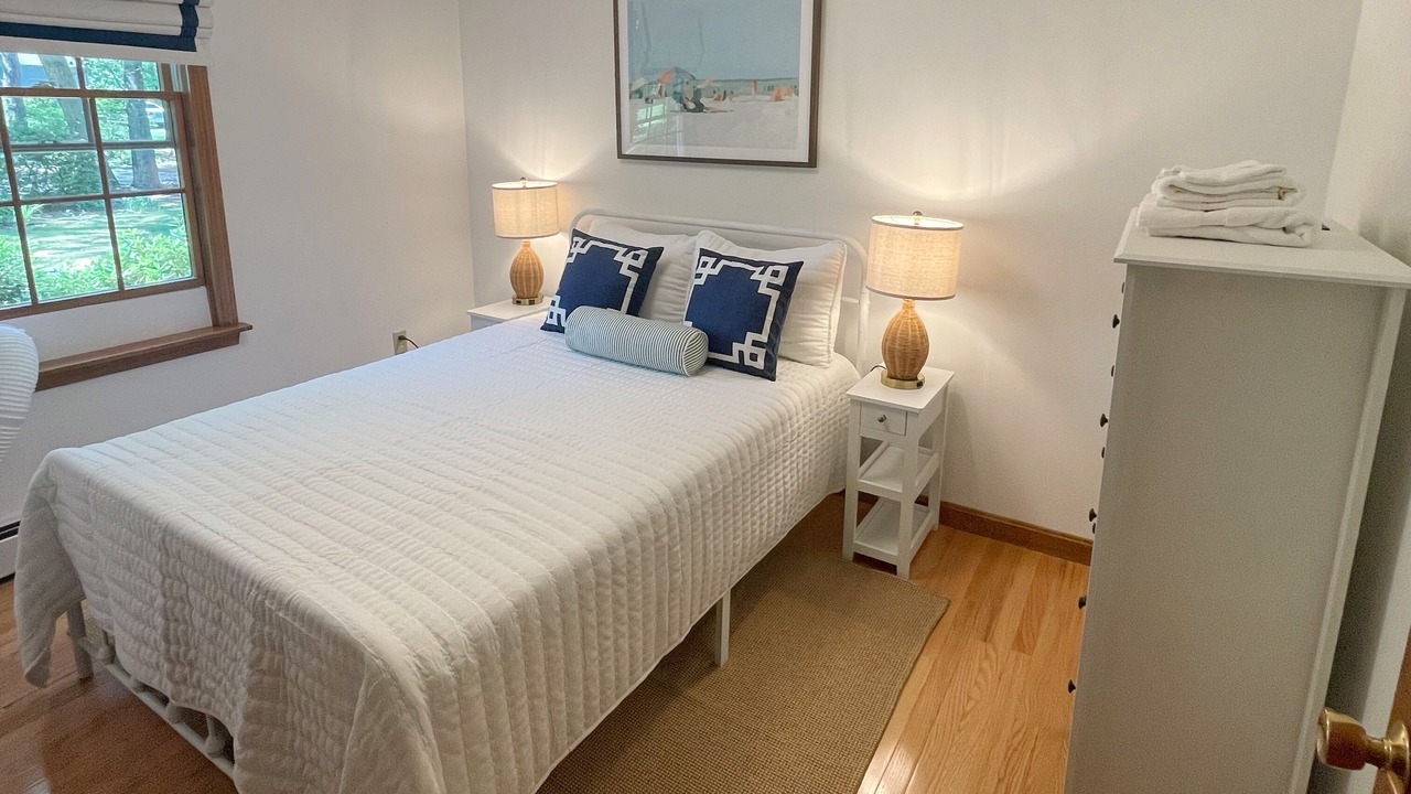 Photo of Bedroom in Yarmouth Port
