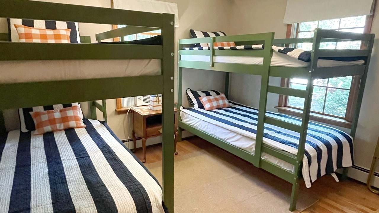 Photo of Bedroom in Yarmouth Port