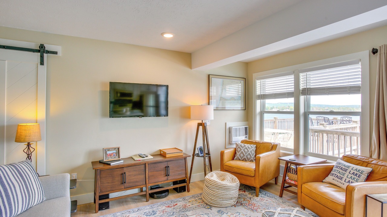 Photo of Livingroom in Onekama