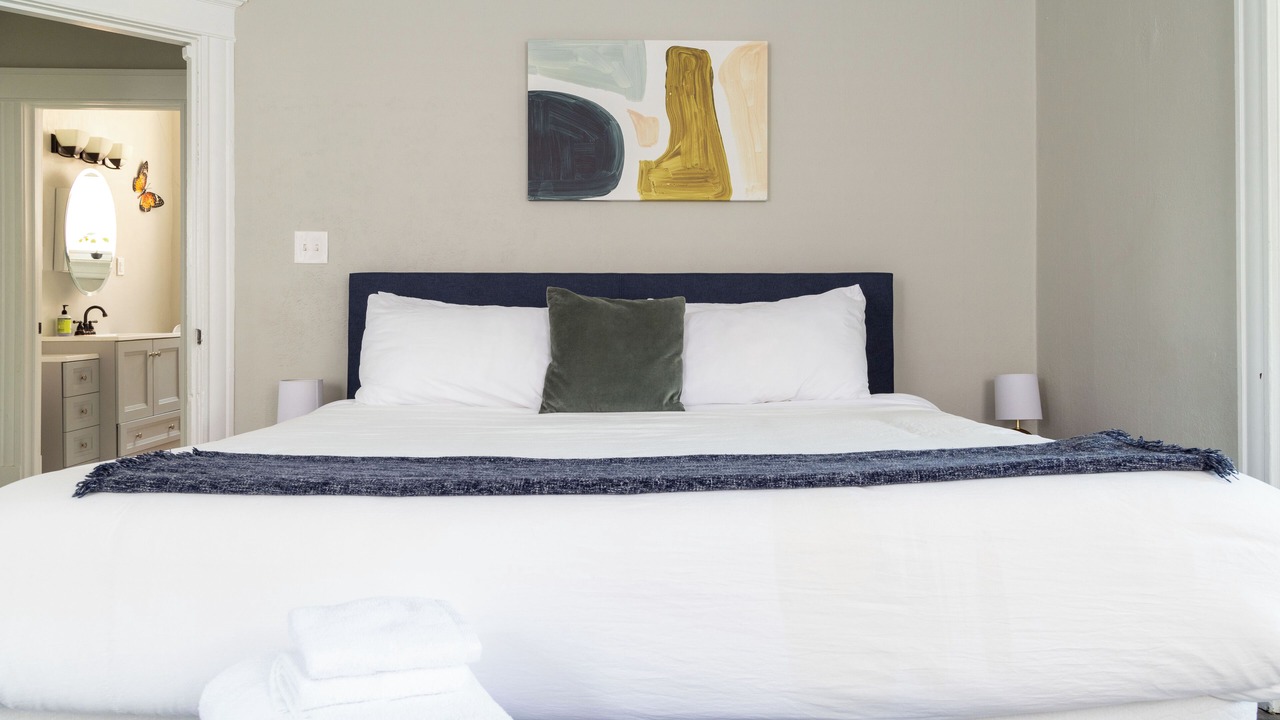 Photo of Bedroom in Downtown St. Louis