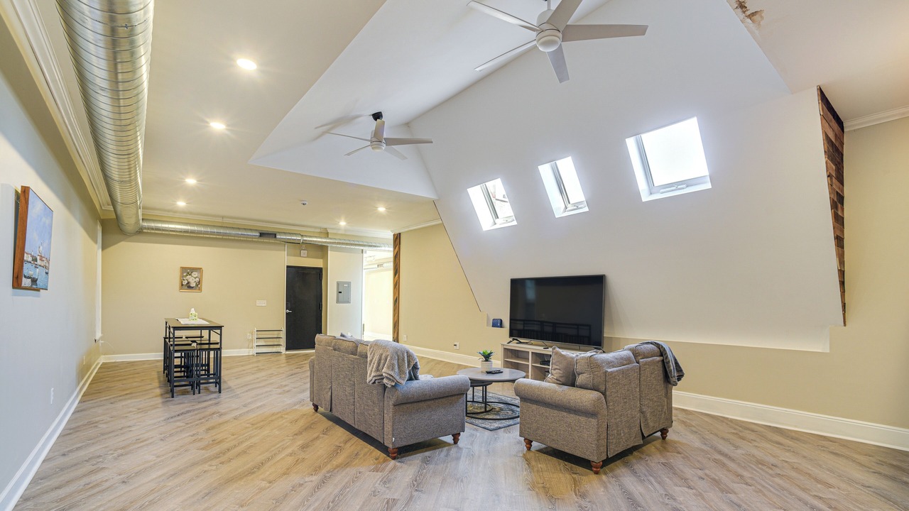 Photo of Livingroom in Troy