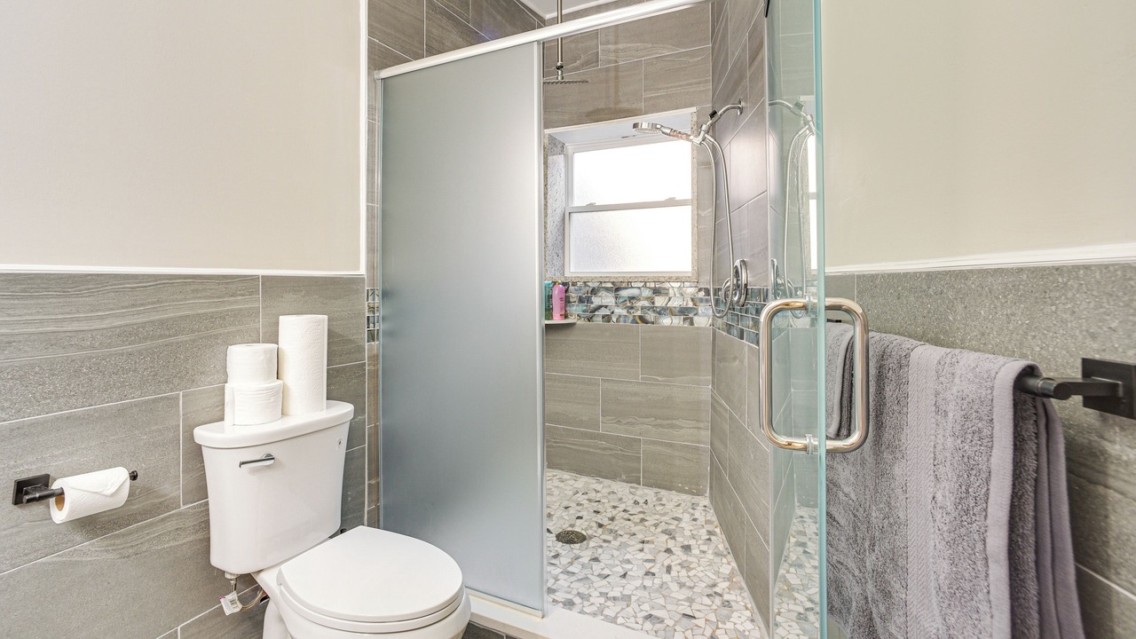 Photo of Bathroom in Troy