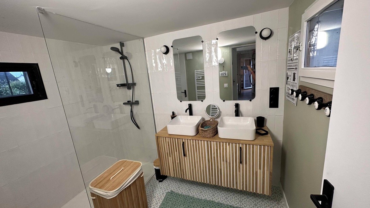 Photo of Bathroom in Asnelles