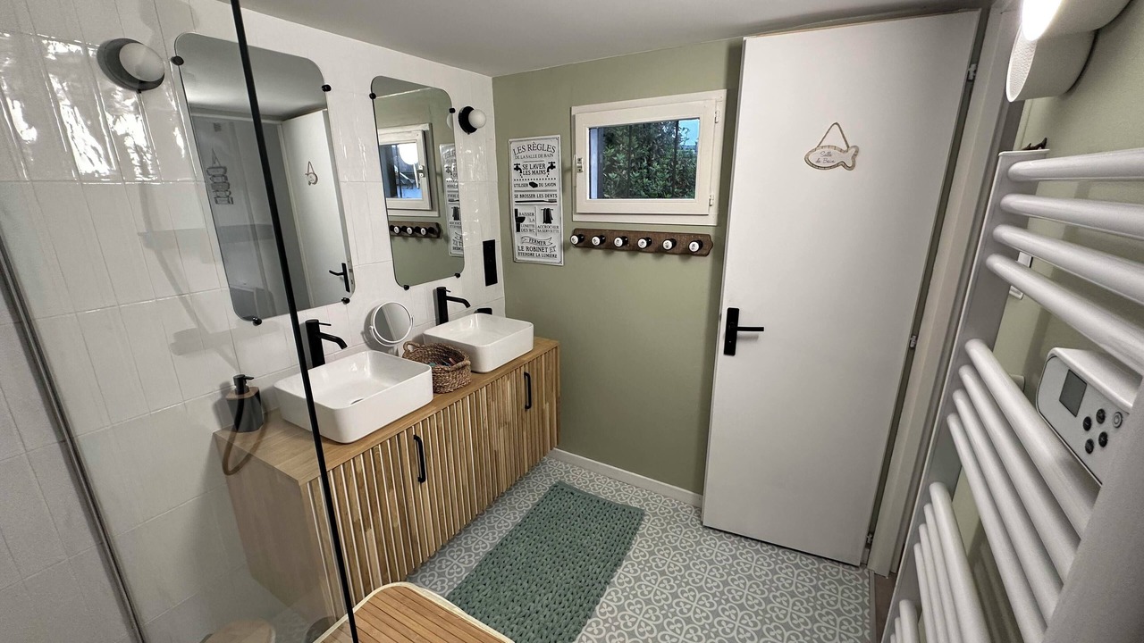 Photo of Bathroom in Asnelles