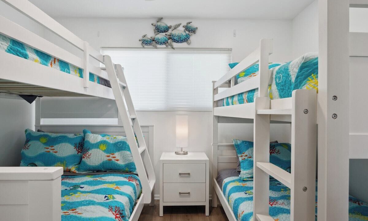 Photo of Bedroom in Hollywood Beach