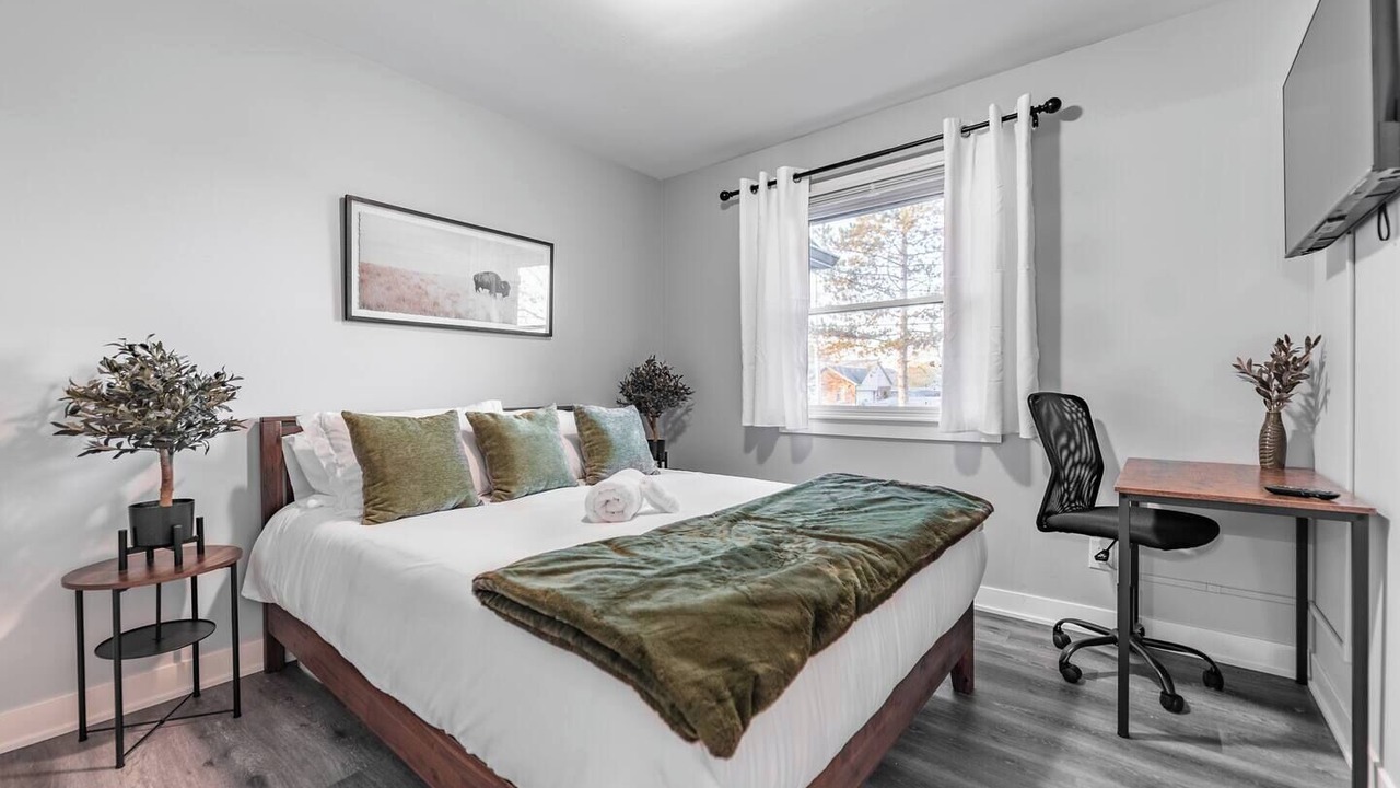 Photo of Bedroom in Greenwood