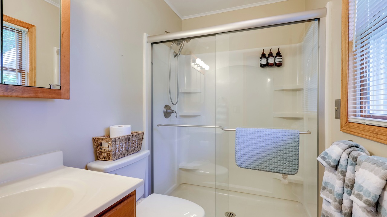 Photo of Bathroom in Hart
