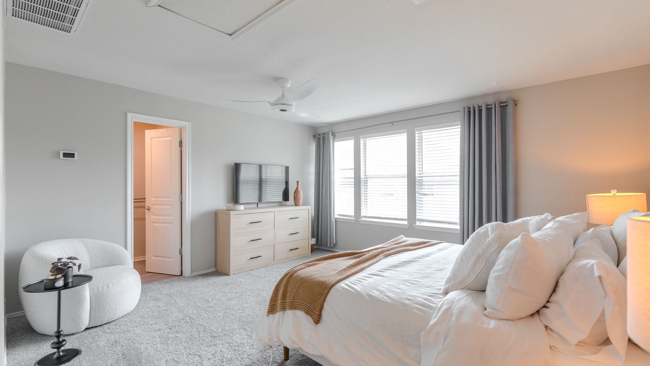 Photo of Bedroom in Indian Springs
