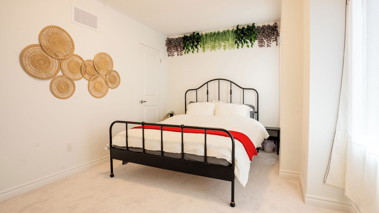 Photo of Bedroom in Oshawa