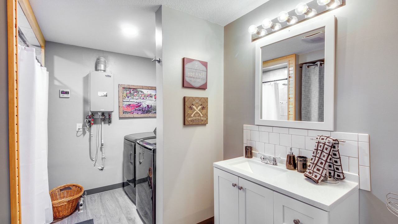 Photo of Bathroom in Grantville