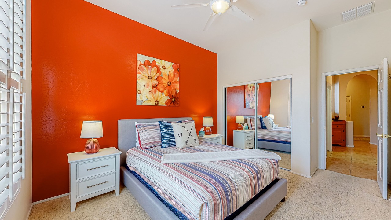 Photo of Bedroom in Foothills Reserve