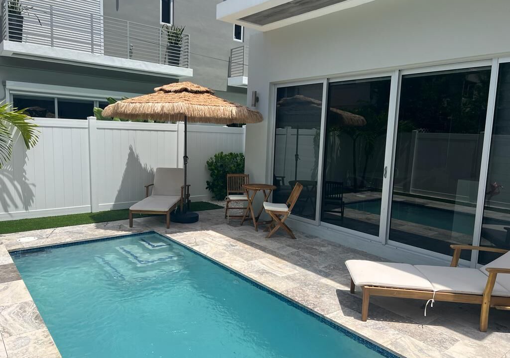 Photo of Outdoor in Coral Way