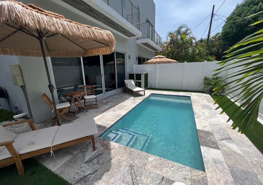 Photo of Outdoor in Coral Way