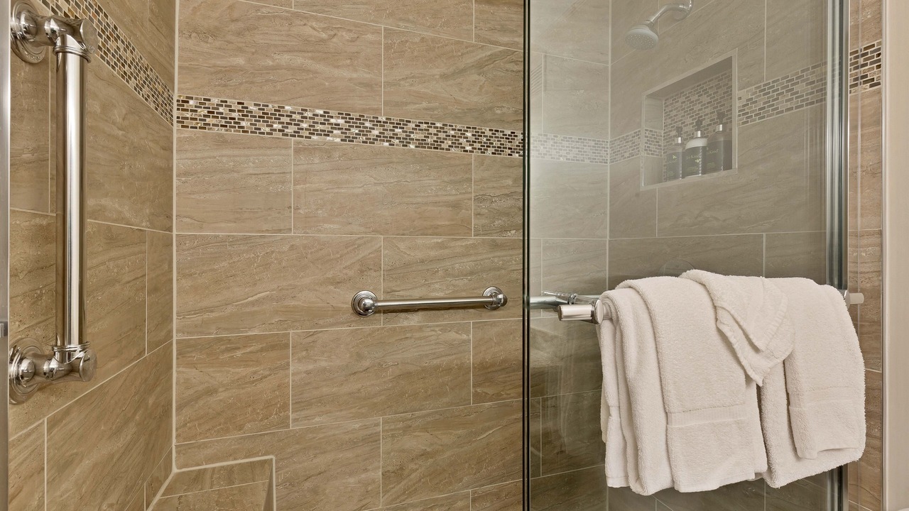 Photo of Bathroom in Near North Side