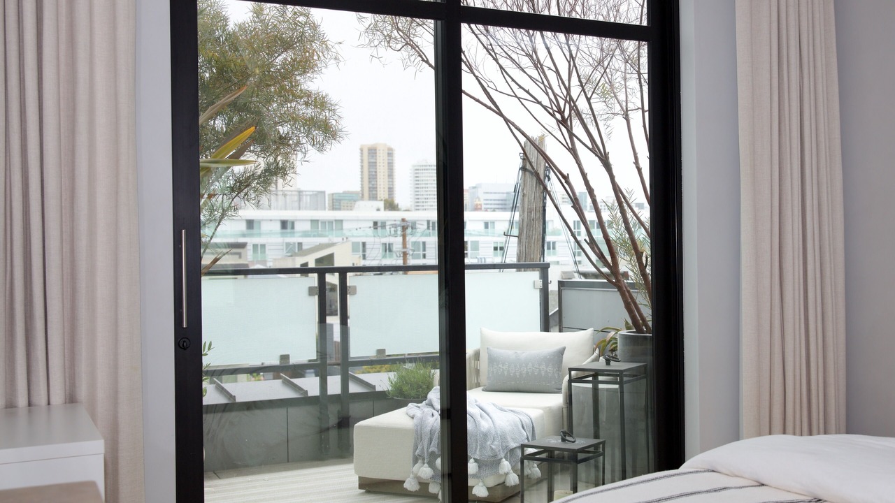 Photo of Bedroom in Hayes Valley