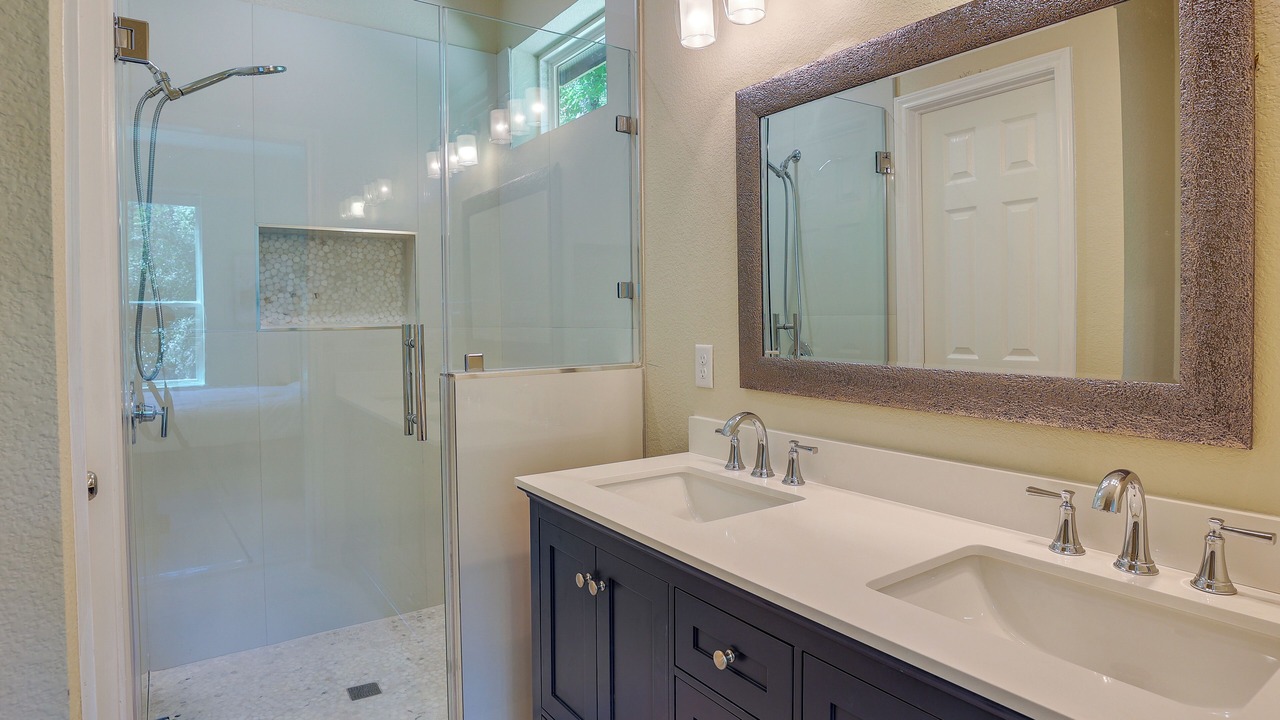 Photo of Bathroom in Seven Coves