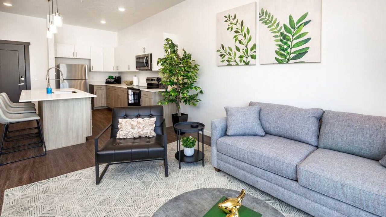 Photo of Livingroom in North Salt Lake