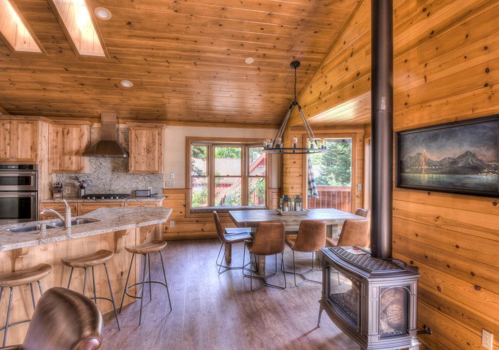 Photo of Livingroom in Carnelian Bay