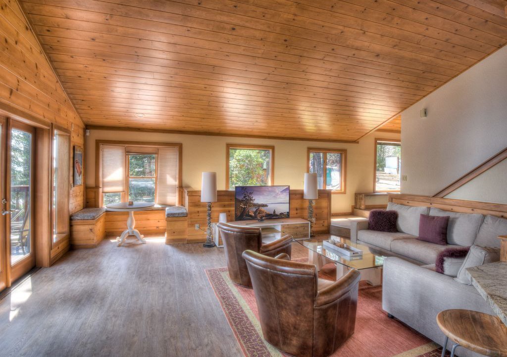Photo of Bedroom in Carnelian Bay