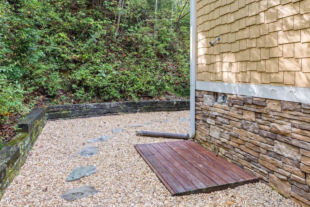 Photo of Outdoor in Cornelia