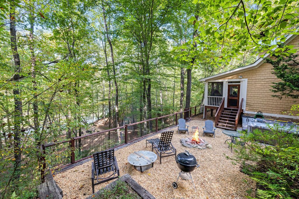 Photo of Patio Balcony in Cornelia