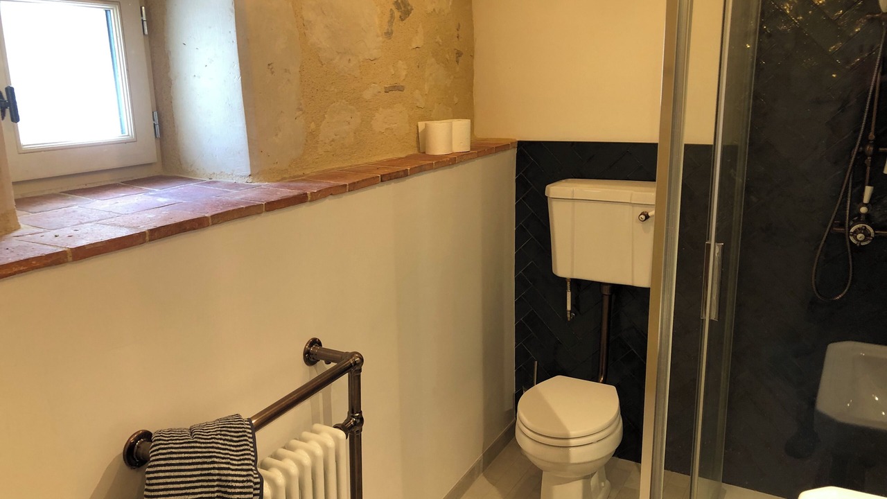 Photo of Bathroom in Beaufort-en-Anjou