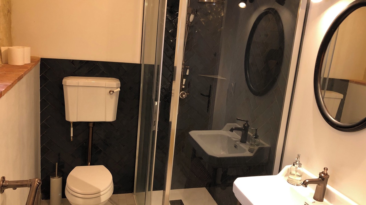 Photo of Bathroom in Beaufort-en-Anjou