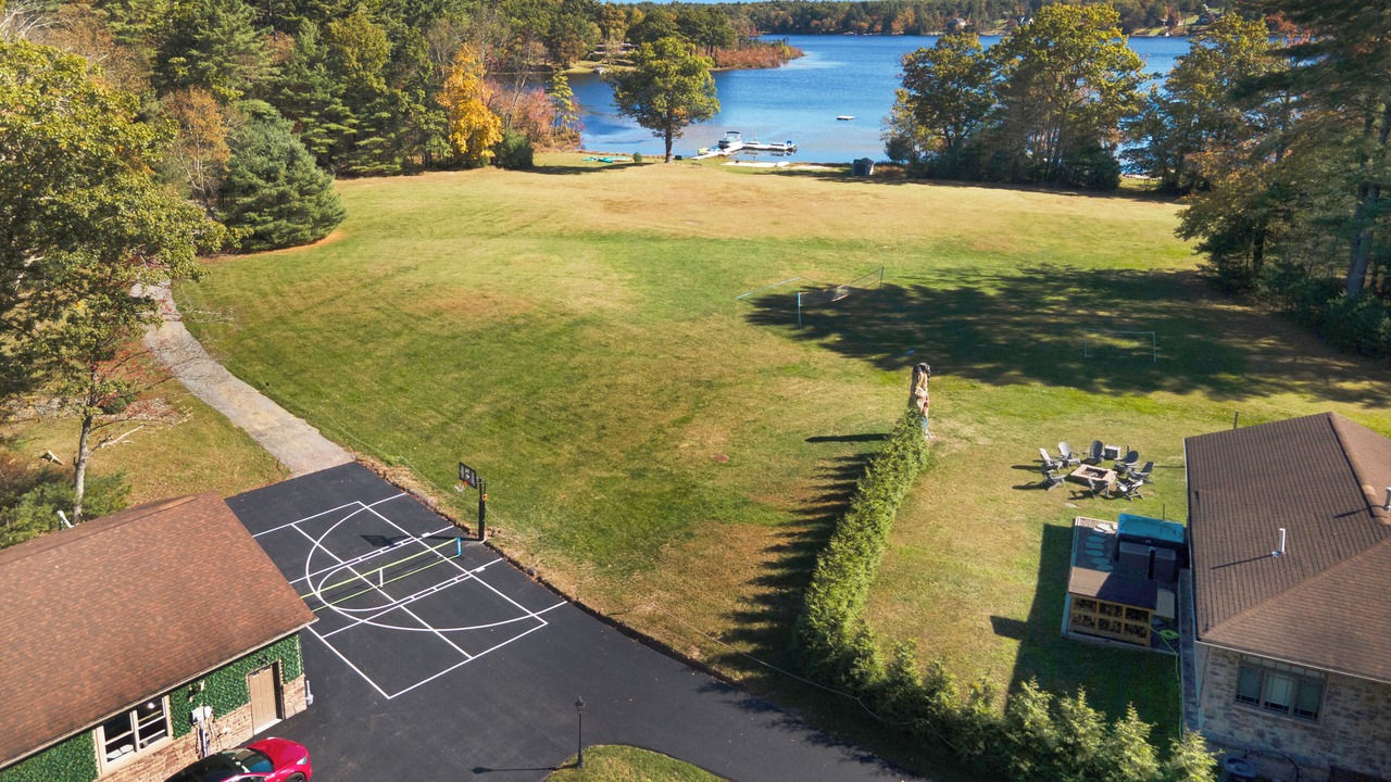 Photo of Outdoor in Highland Lake