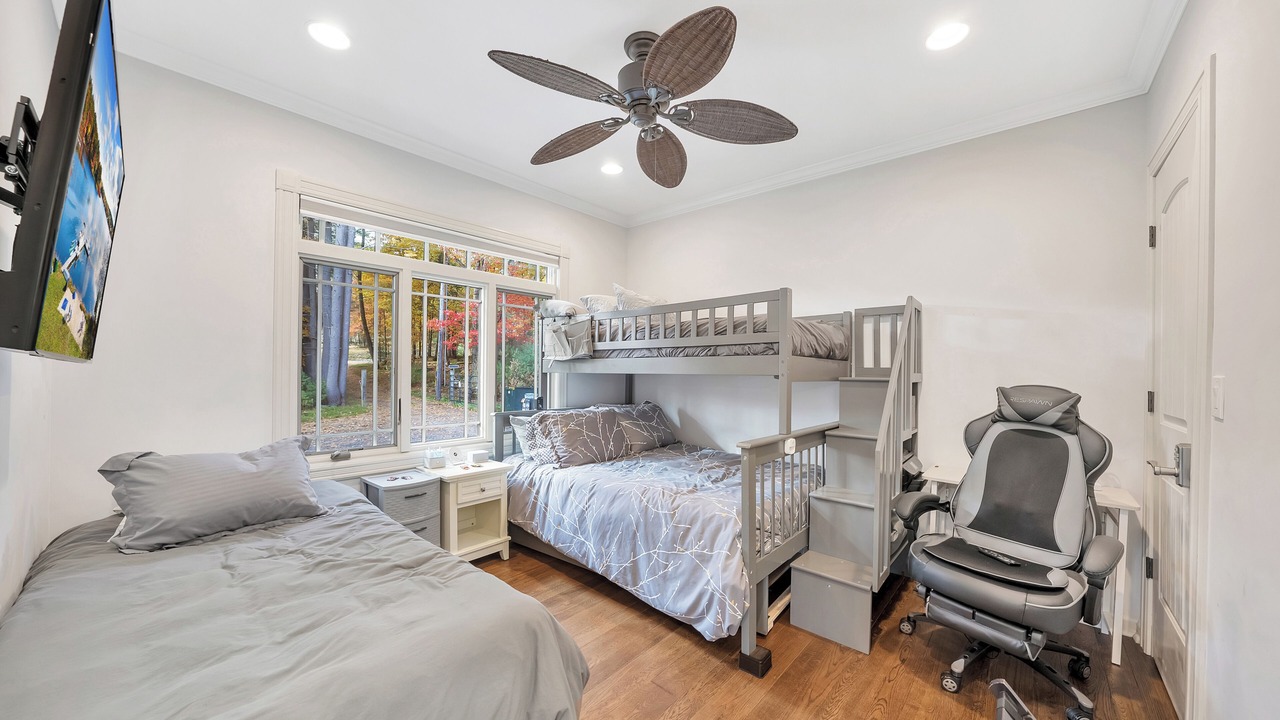 Photo of Bedroom in Highland Lake
