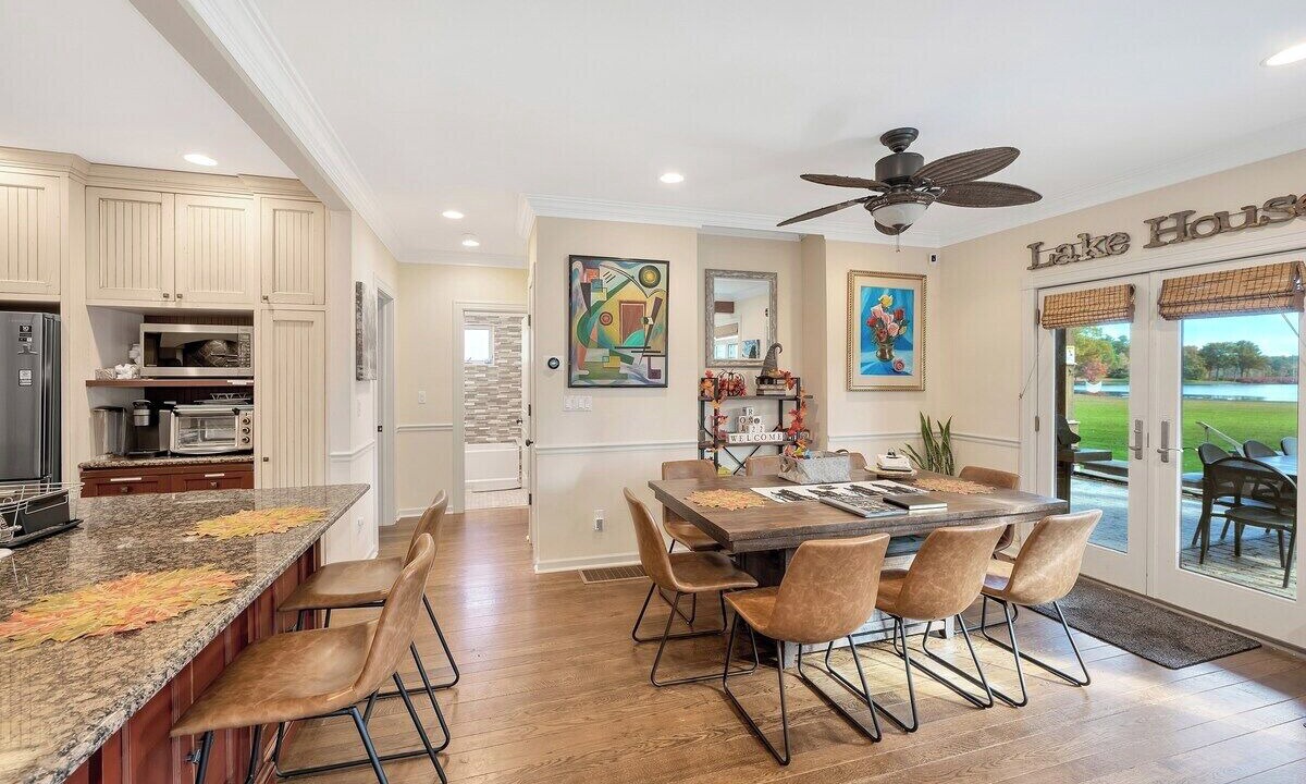 Photo of Bedroom in Highland Lake