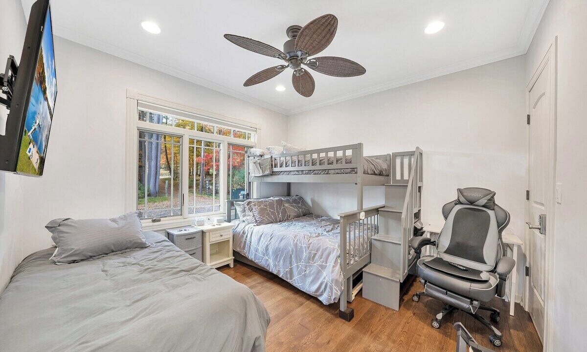 Photo of Bedroom in Highland Lake