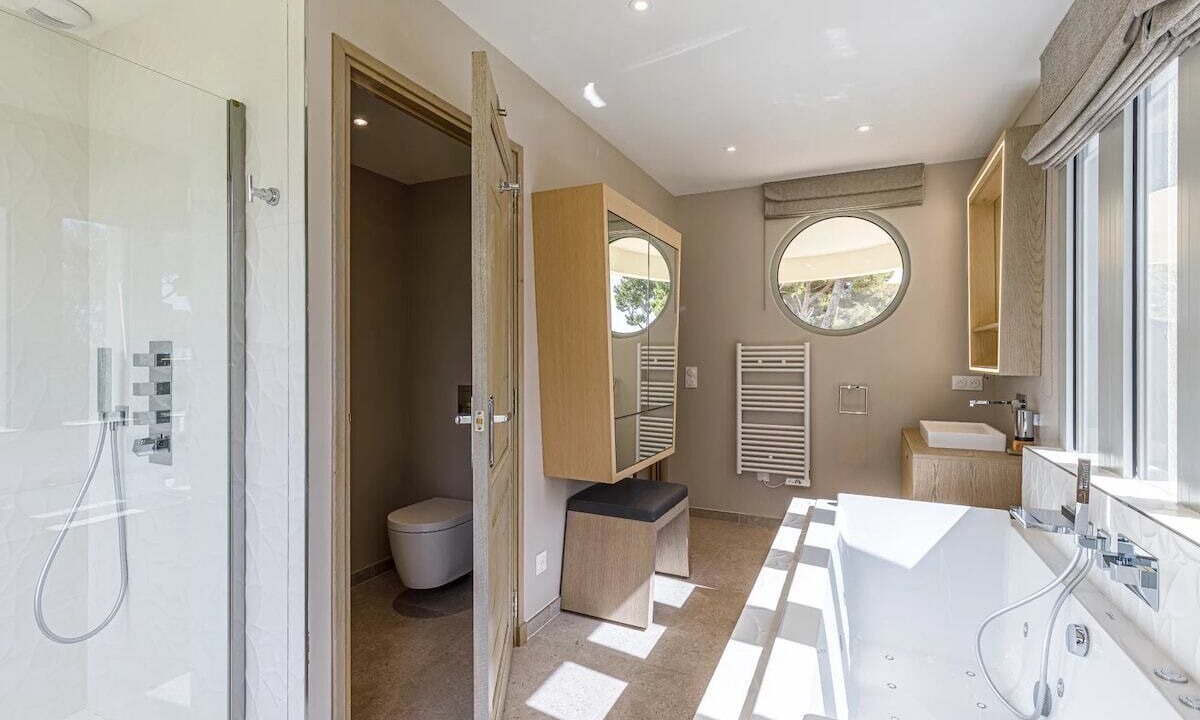 Photo of Bathroom in Antibes