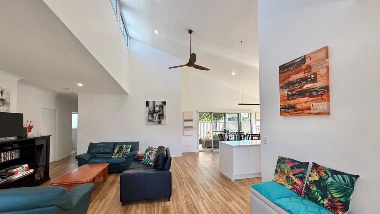 Photo of Livingroom in Bongaree