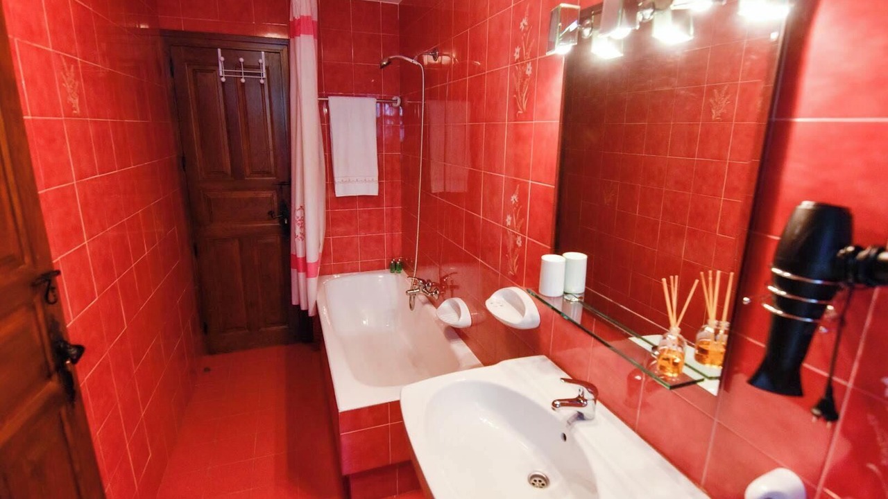 Photo of Bathroom in Santa Cruz del Valle