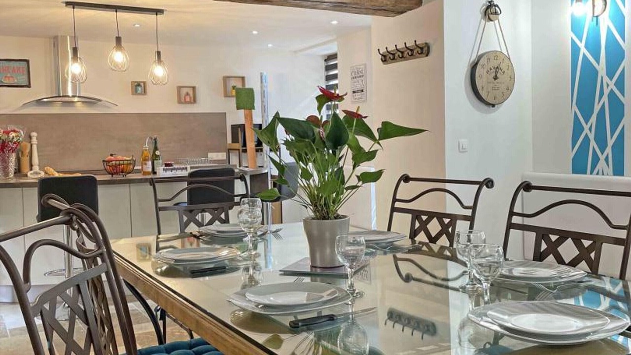 Photo of Others in Reveillon