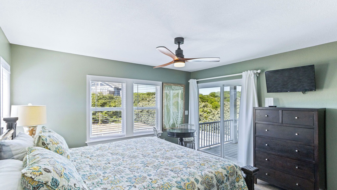 Photo of Bedroom in Southern Shores