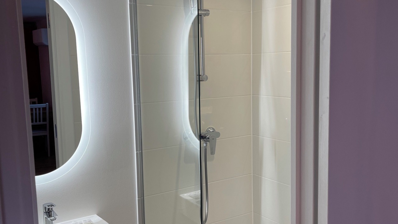 Photo of Bathroom in Saint-Germain-les-Corbeil